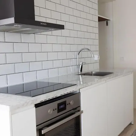 2ndhomes With Balcony And Great View 公寓