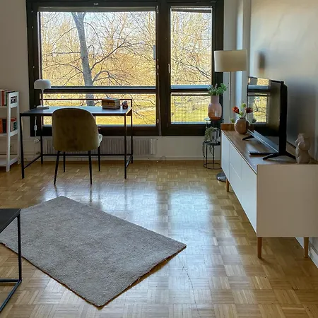 2ndhomes With Balcony And Great View *
