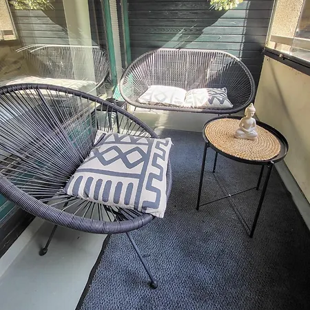 2ndhomes With Balcony And Great View 公寓 *