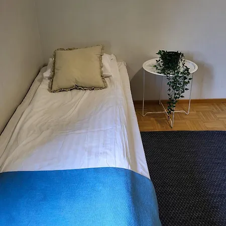 2ndhomes With Balcony And Great View * 赫尔辛基
